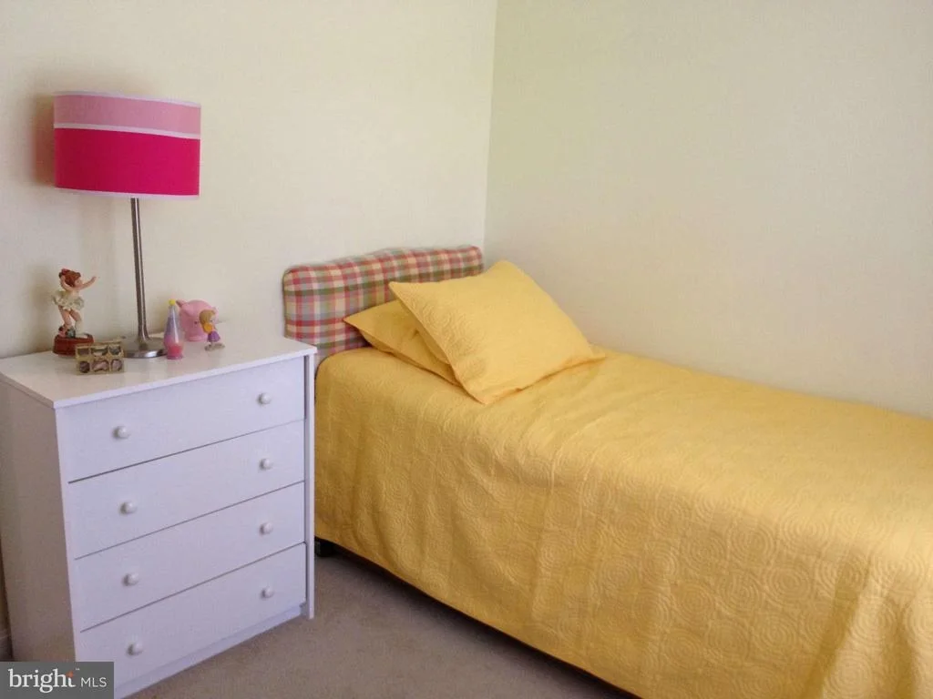 Photo of 11870 HIGHVIEW CIRCLE