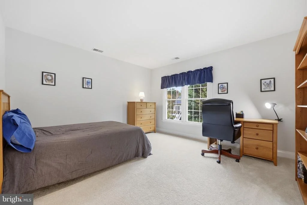 Photo of 5019 TOTHILL