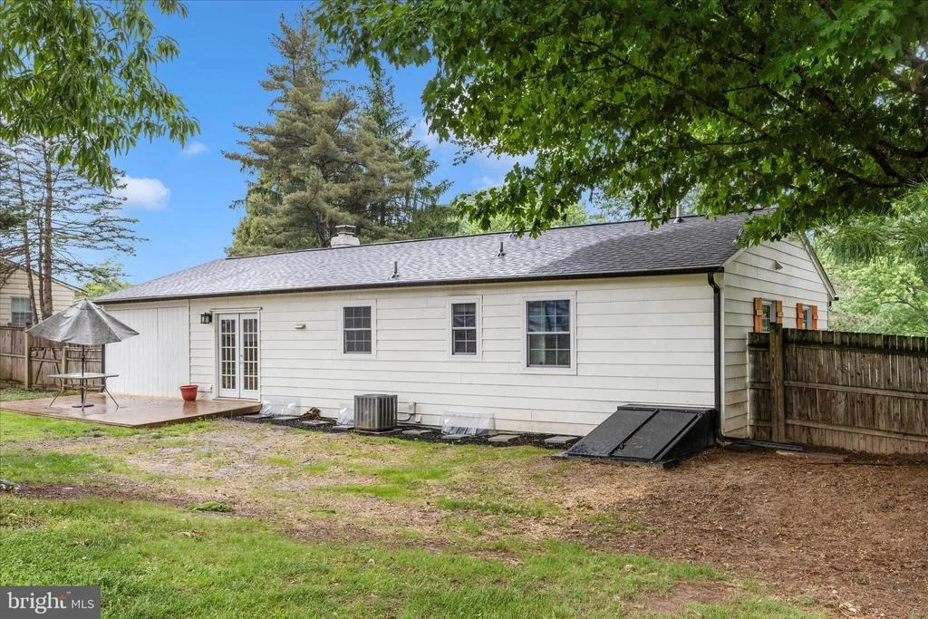 Photo of 28513 WOODVIEW DRIVE