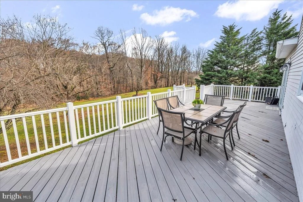 Photo of 47 TENBY CHASE DRIVE