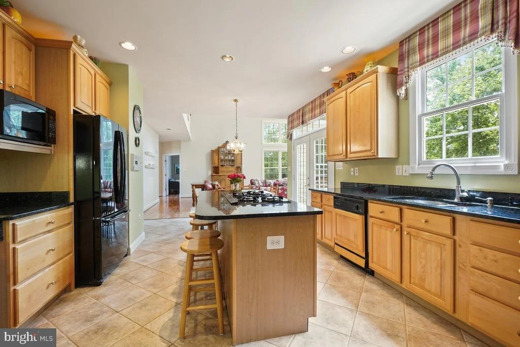 Photo of 12708 YOUNG LANE