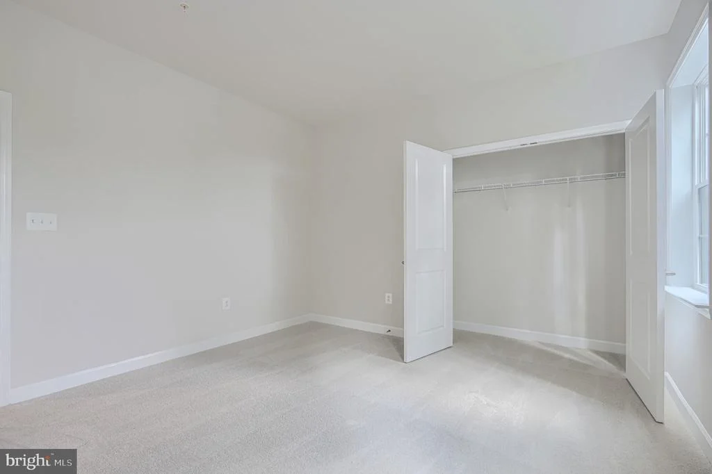 Photo of 6060 FLOREY ROAD