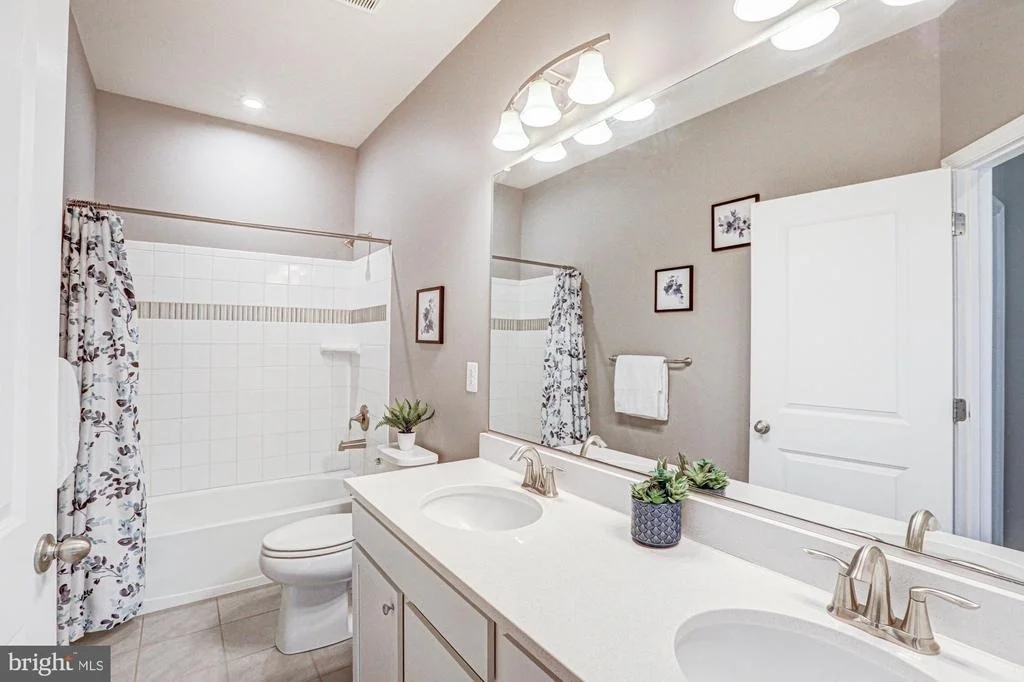 Photo of 642 FAWN HAVEN WALK