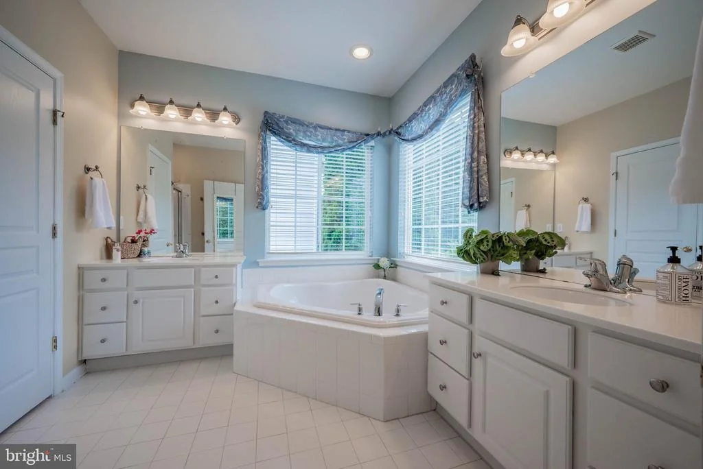 Photo of 10 COMPASS ROSE WAY