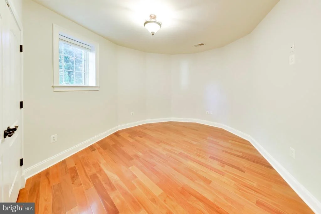 Photo of 6639 LOCUST WAY