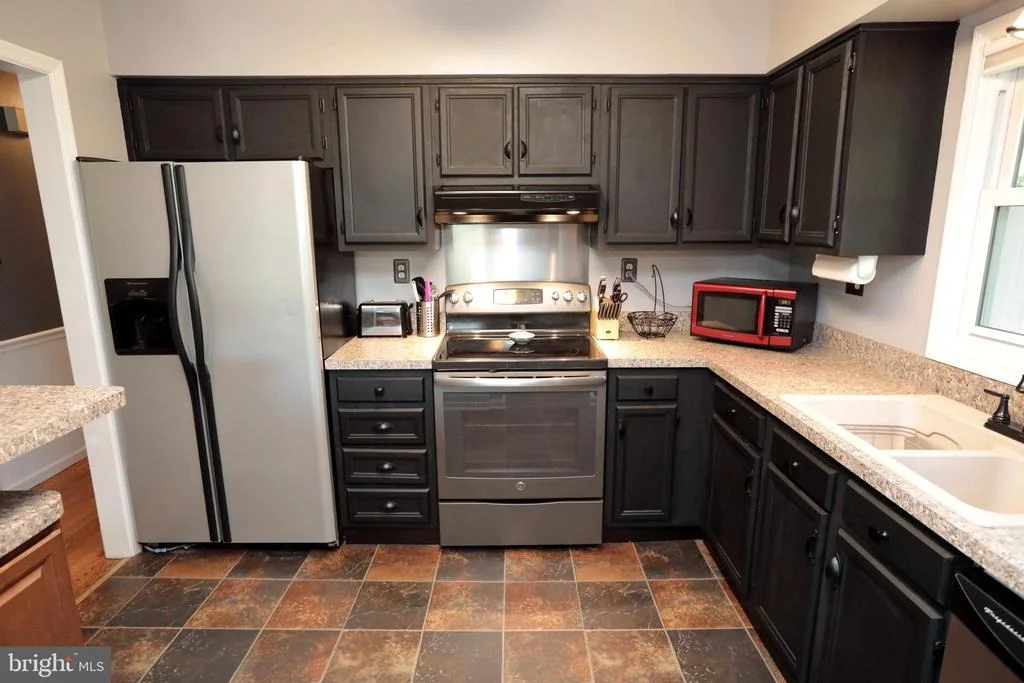 Photo of 5016 SKYLARK DRIVE