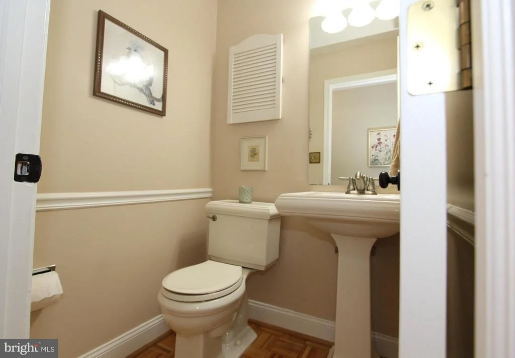 Photo of 6759 MEADOWSIDE DRIVE