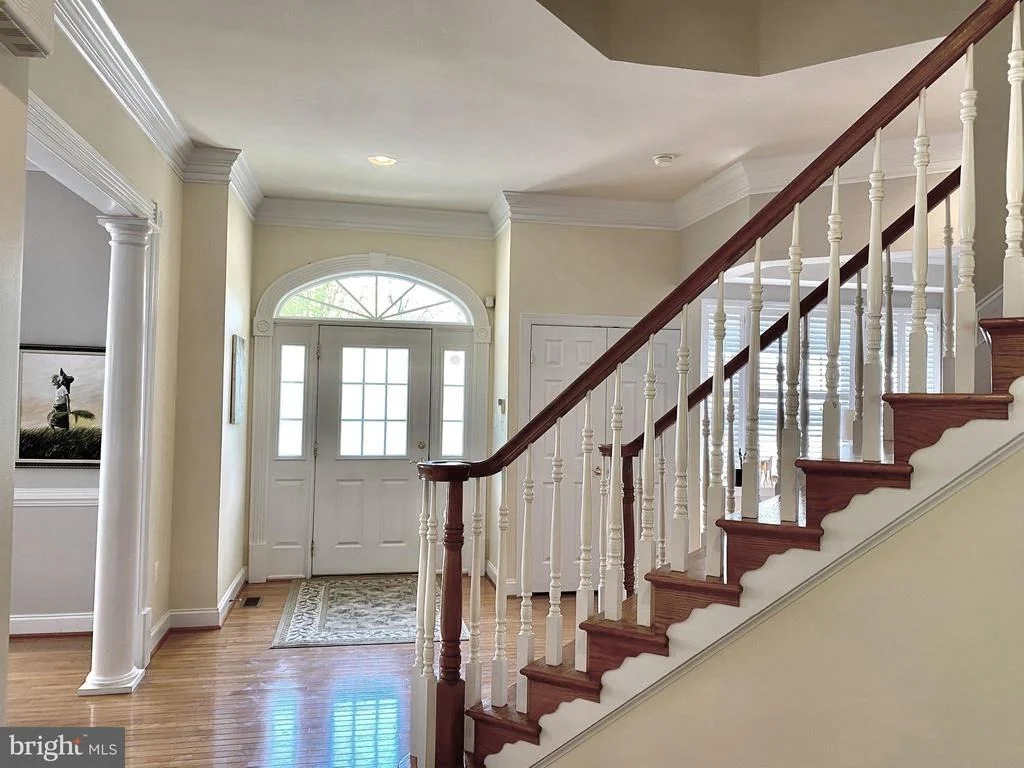 Photo of 807 WOODSIDE PARKWAY