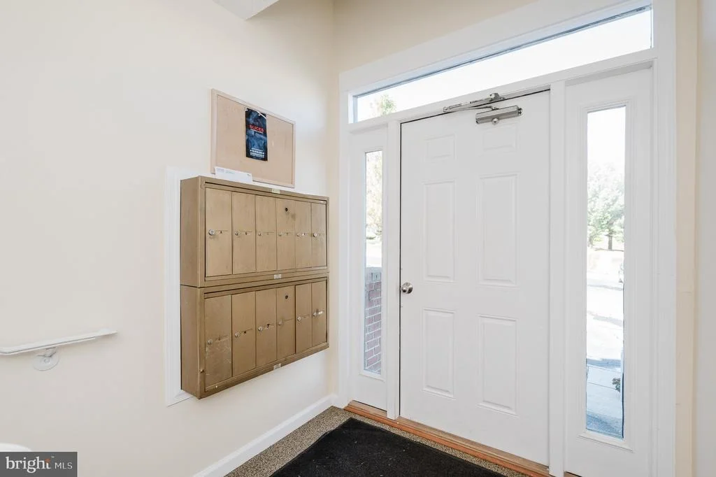 Photo of Unit 207J at 207 OAK LEAF CIRCLE