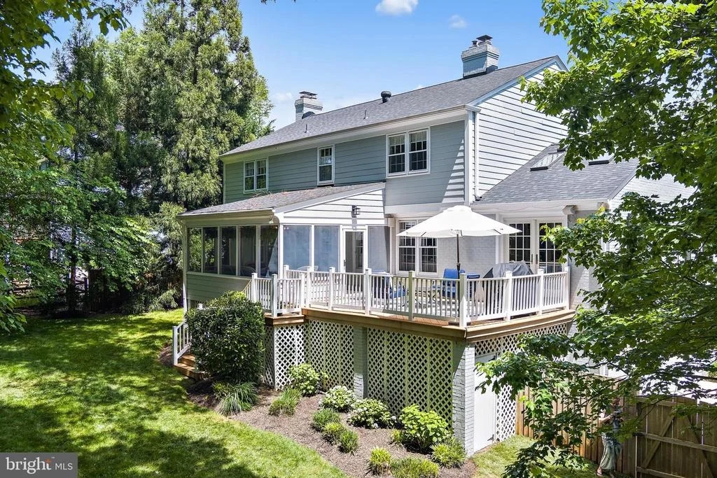 Photo of 8112 COACH STREET