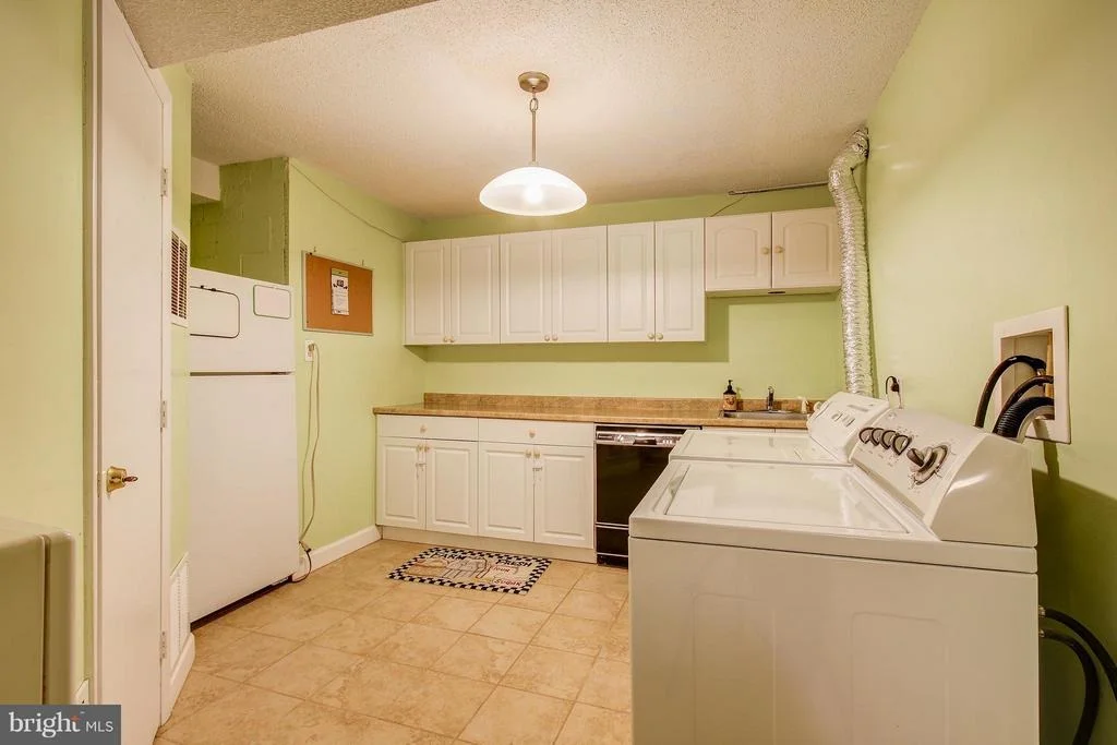 Photo of 416 LAMBERTON DRIVE