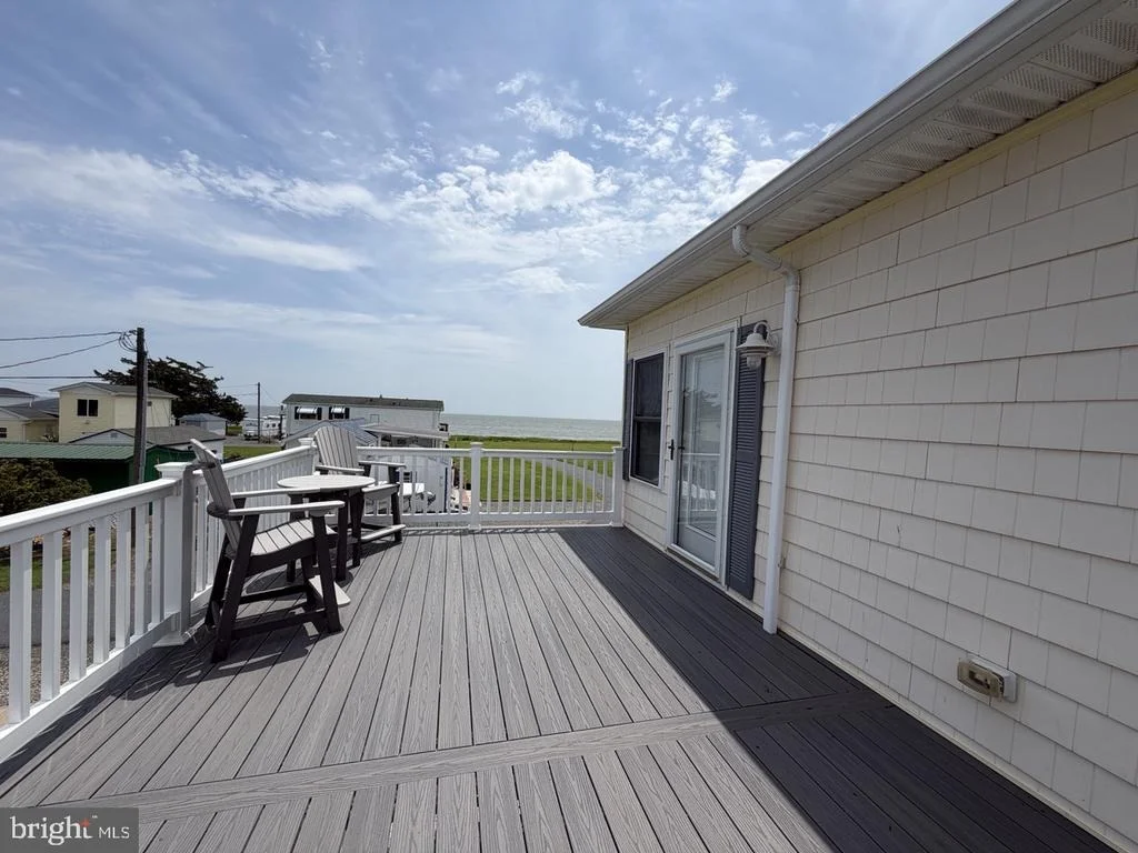 Photo of 17070 BAYVIEW CIRCLE