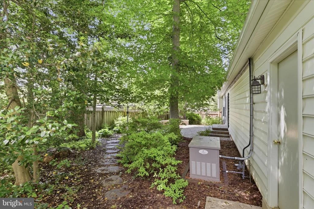 Photo of 4701 RED FOX DRIVE