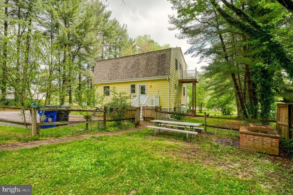 Photo of 710 MAGNOLIA ROAD