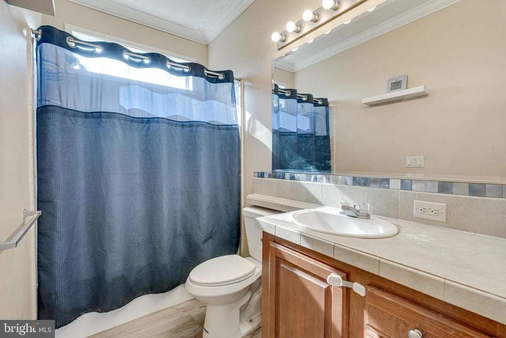 Photo of 4252 AIRLINE PARKWAY