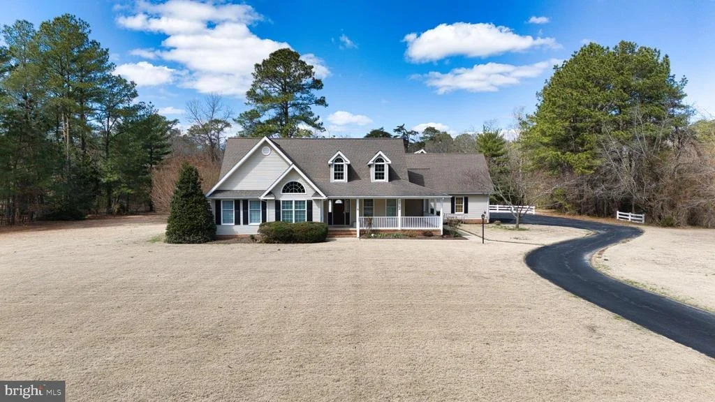 Photo of 24764 PEALIQUOR ROAD
