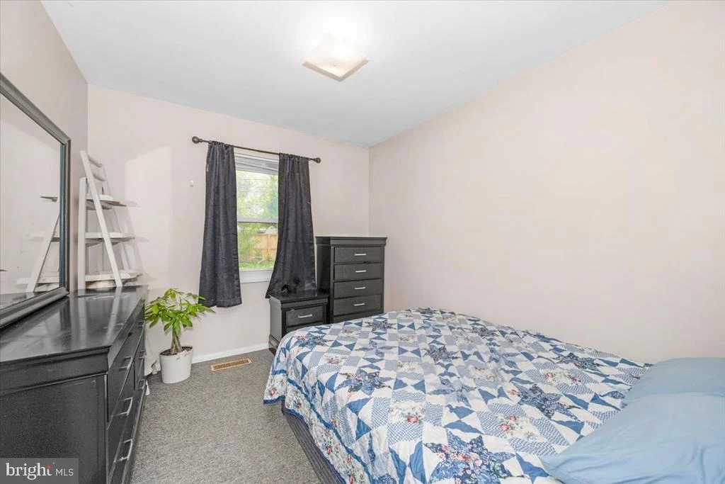Photo of 302 MANOR COURT