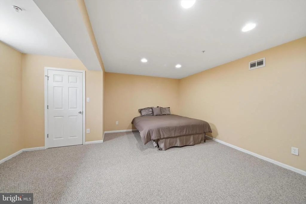 Photo of 14514 BUBBLING SPRING ROAD