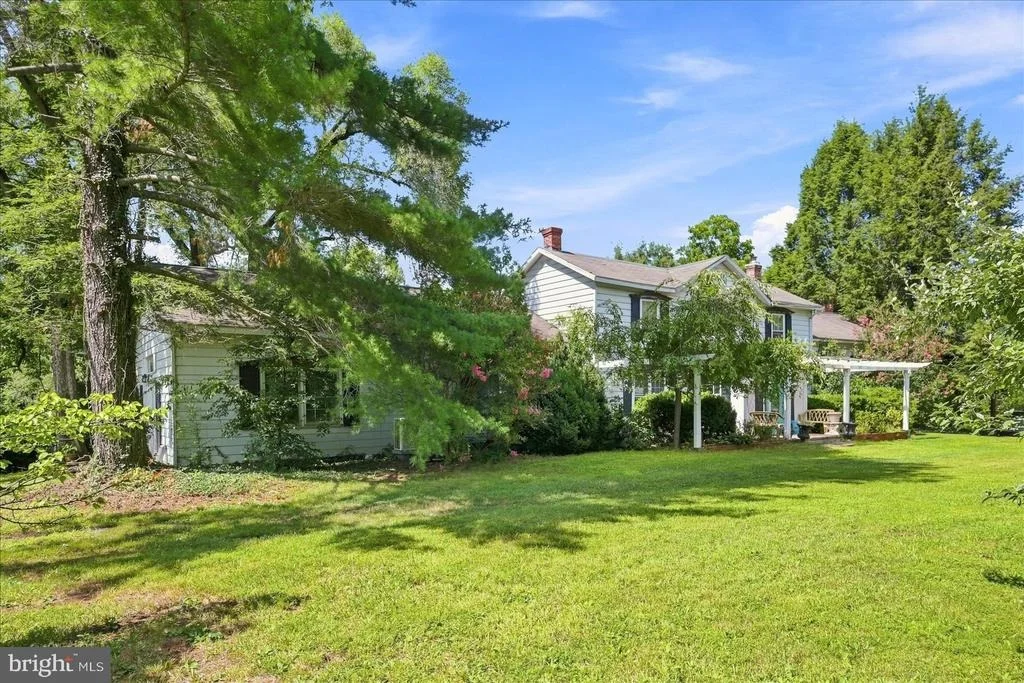 Photo of 491 VIEWTOWN ROAD
