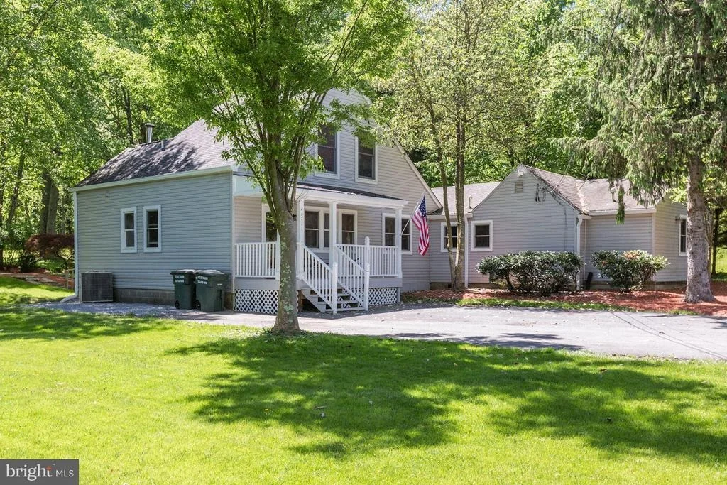 Photo of 23711 SLIDELL ROAD