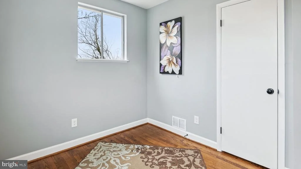 Photo of 610 IVYLEAF AVENUE