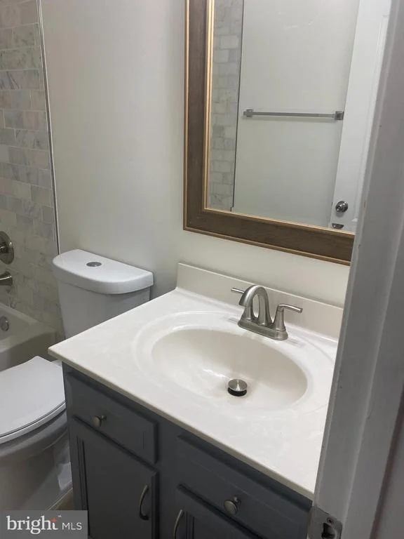 Photo of 5442 SIR DOUGLAS DRIVE