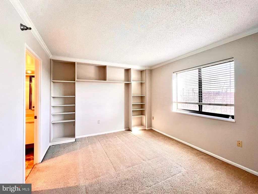 Photo of Unit 701 at 15115 INTERLACHEN DRIVE