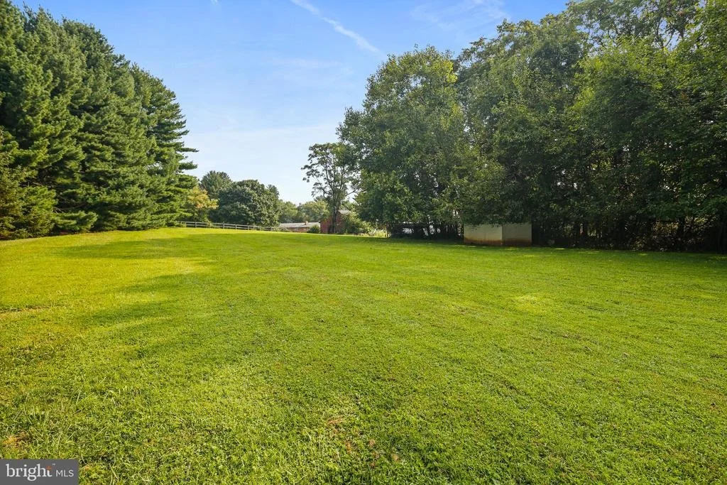 Photo of 4763 LINTHICUM ROAD