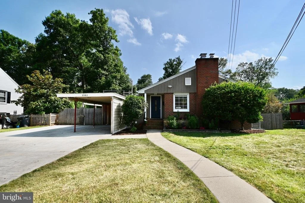 Photo of 1801 ROLLINS DRIVE