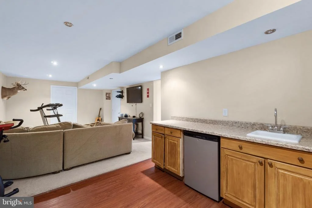 Photo of 814 WELLESLEY COURT