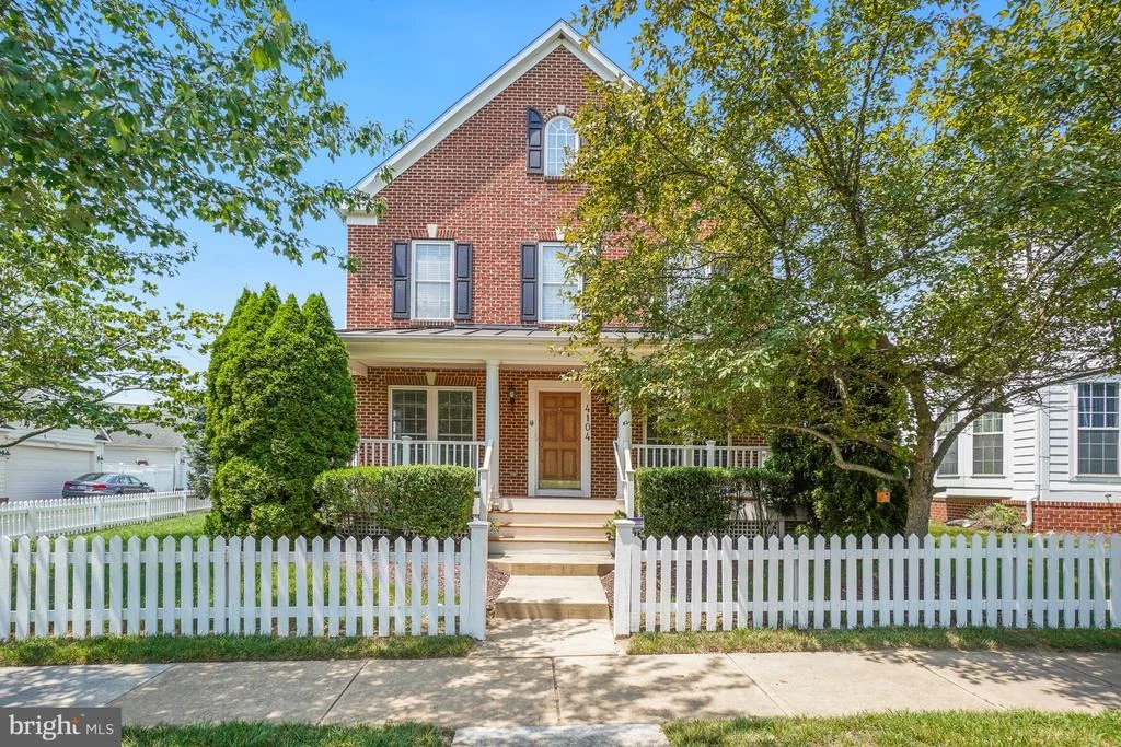 Photo of 4104 TOTTENHAM STREET