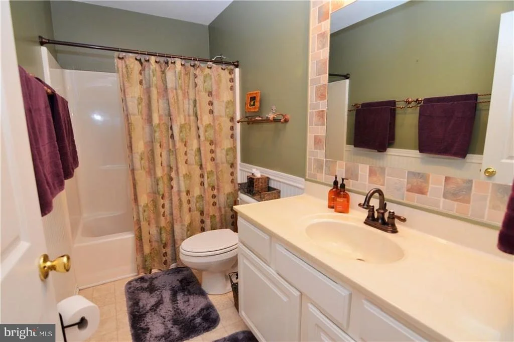 Photo of 502 MAPLE COURT
