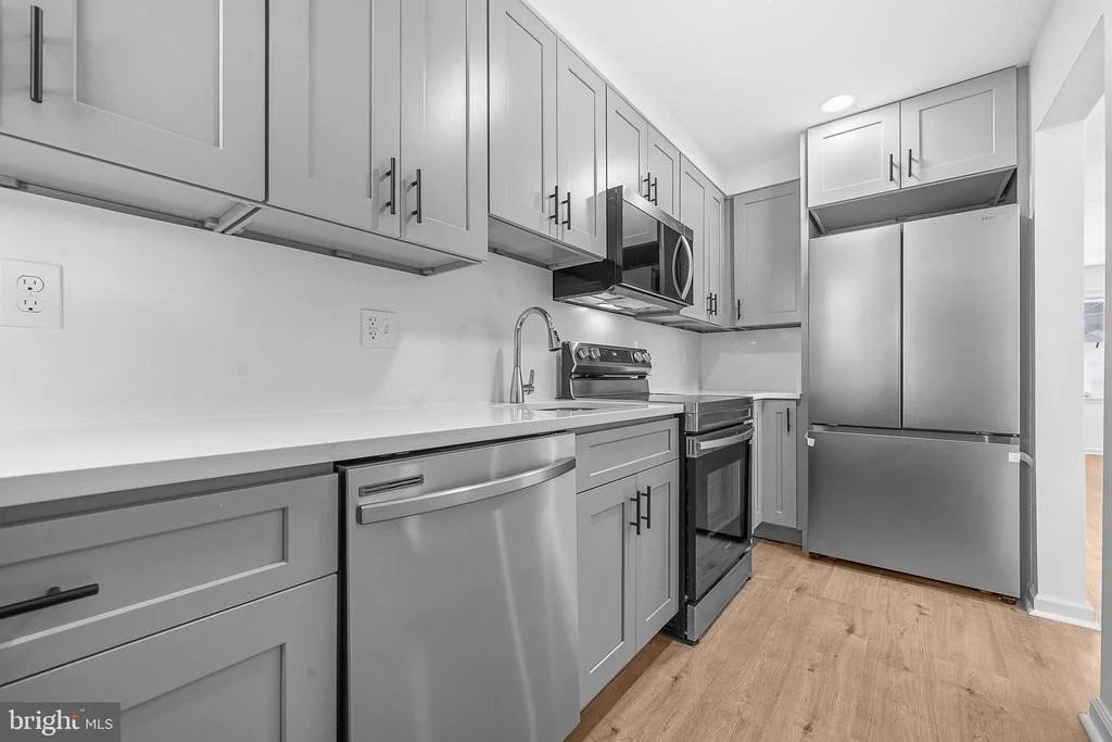 Photo of 1130 46TH PLACE SE