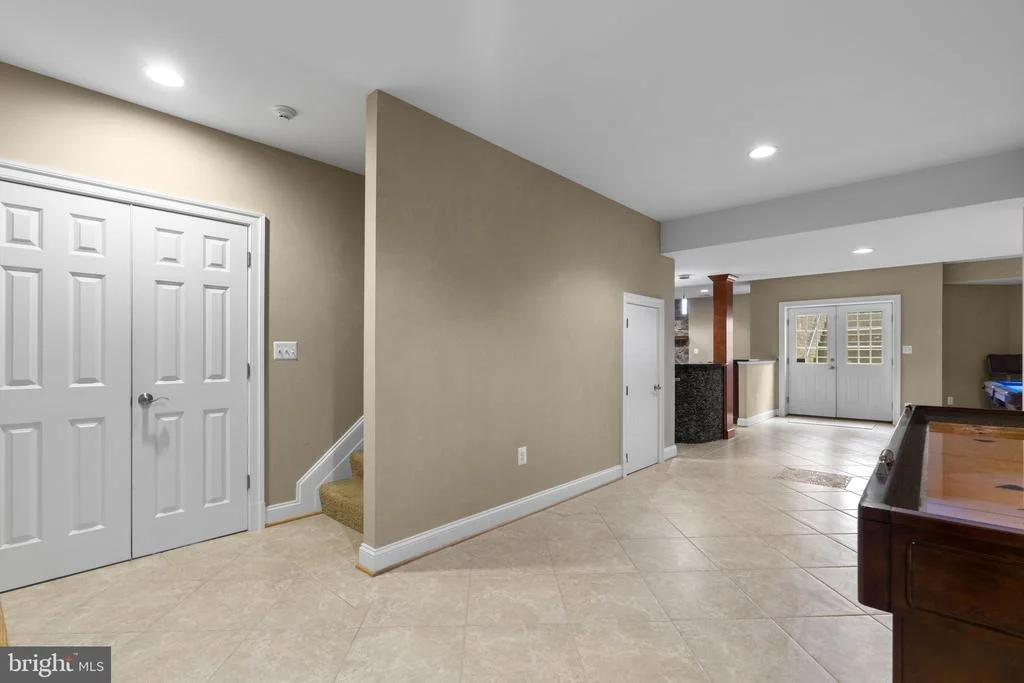 Photo of 370 EAGLE HILL ROAD