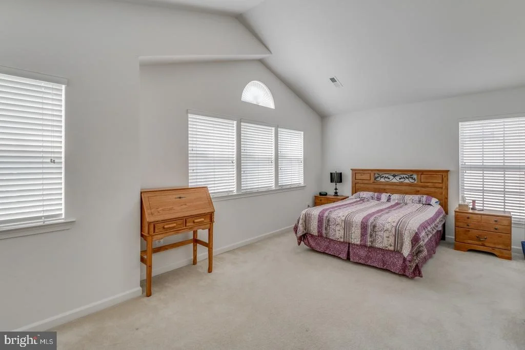 Photo of 254 LONE TREE DRIVE