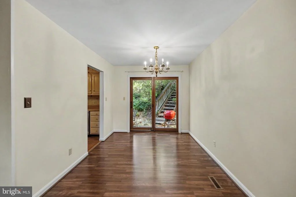 Photo of 7 SENECA TERRACE
