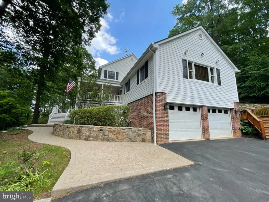 Photo of 10267 STILLHOUSE ROAD