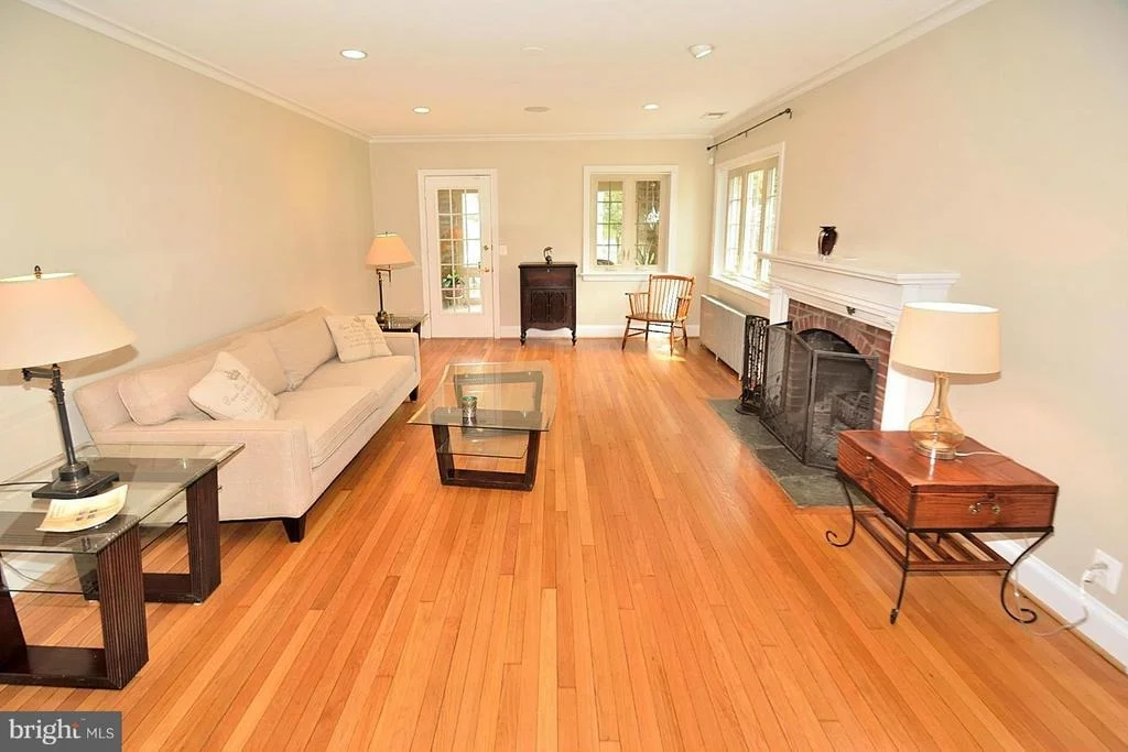 Photo of 1407 DALE DRIVE