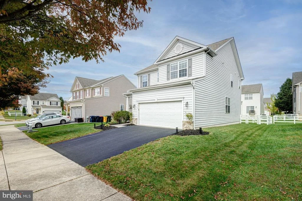 Photo of 318 NORTHHAMPTON WAY