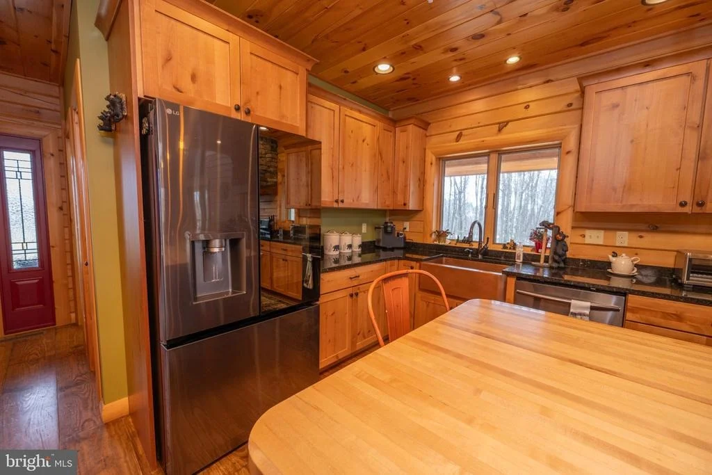 Photo of 276 SUNDANCE WAY