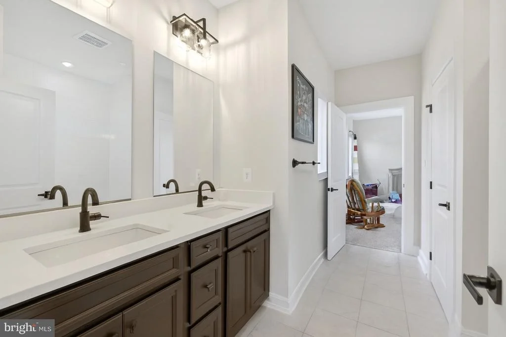 Photo of 7973 LAWNDALE CIRCLE