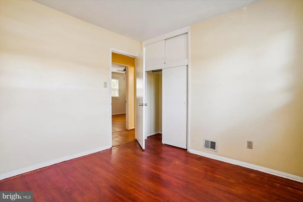 Photo of 5406 NUTTING DRIVE