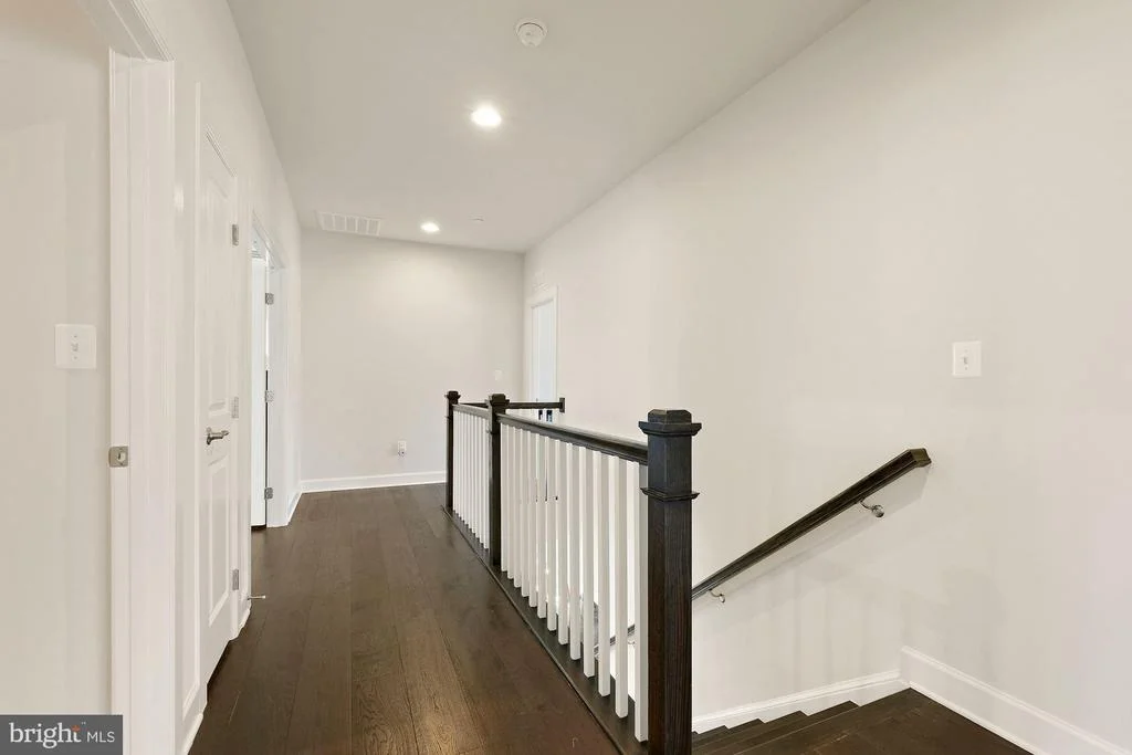 Photo of 137 GREENTREE FARM DRIVE