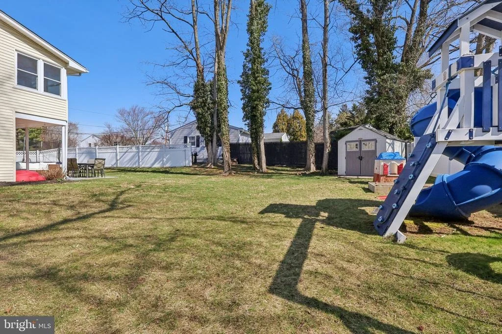 Photo of 6 RYDAL DRIVE