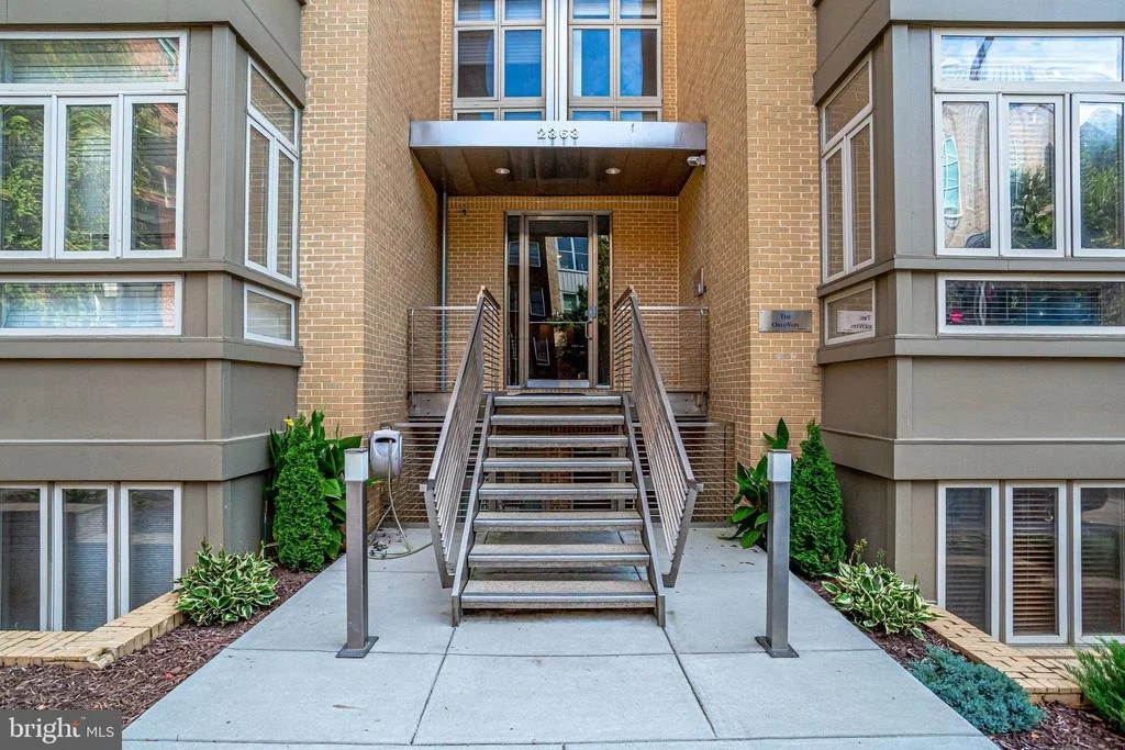 Photo of Unit 3 at 2363 CHAMPLAIN STREET NW