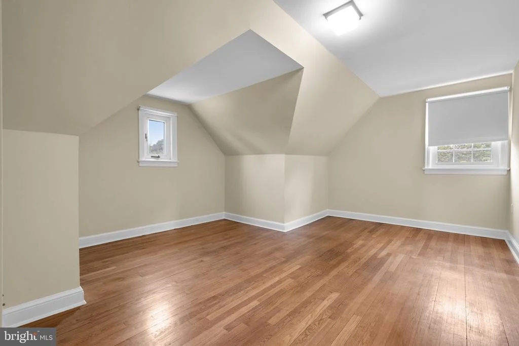 Photo of 319 SAINT LAWRENCE DRIVE