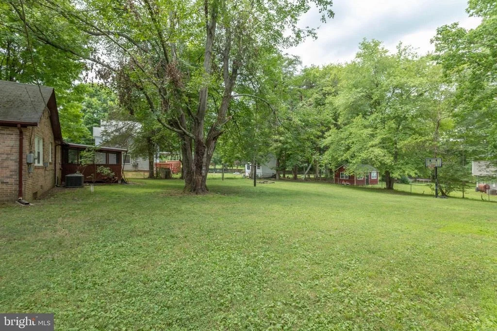 Photo of 7906 RUGBY ROAD