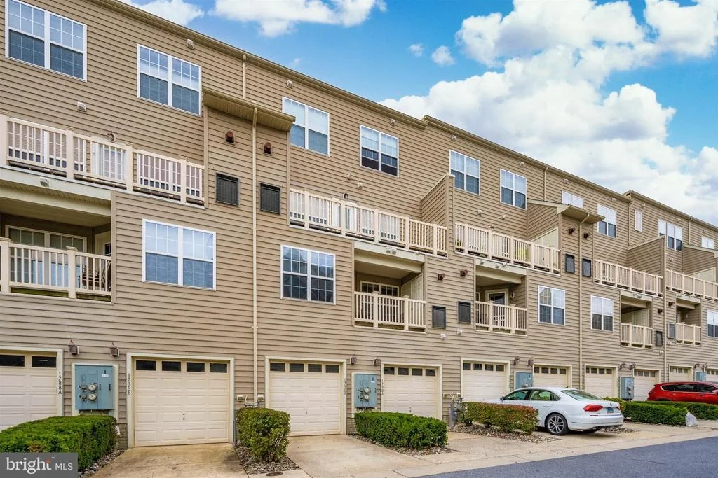 Photo of Unit 22A at 1790 POOLSIDE WAY