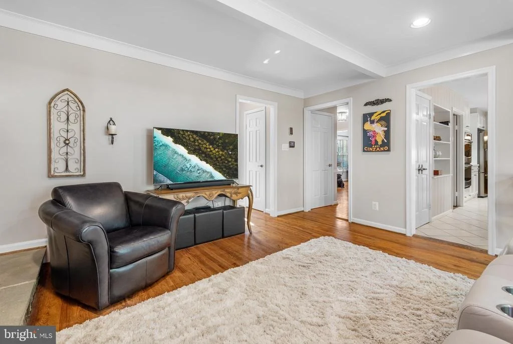 Photo of 9405 WINTERSET DRIVE