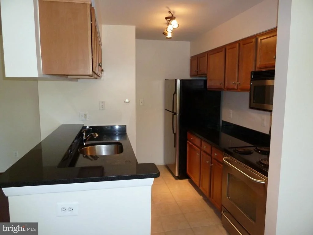 Photo of Unit D at 1707 ASCOT WAY